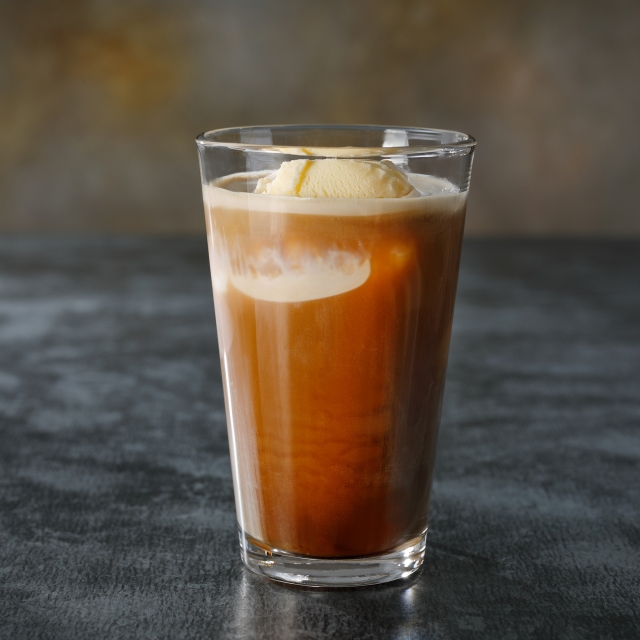 ナイトロ コールドブリューフロート